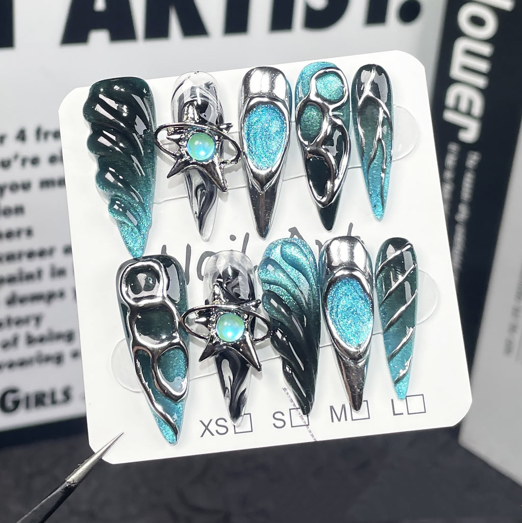 Wearable Nail Relief Long Pointed Blue Sapphire Three-dimensional